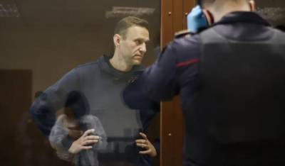 Российские врачи потребовали от ФСИН срочно оказать Алексею Навальному медпомощь