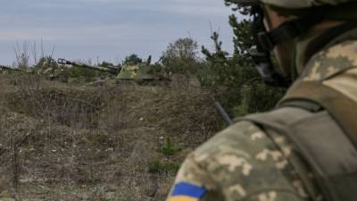 Боевики 7 раз открывали огонь и осуществили дистанционное минирование: минувший день на Донбассе