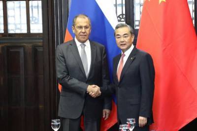 Провал на Аляске и визит Лаврова: Россия и Китай создали «большую двойку»