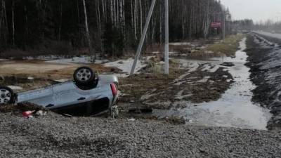 На трассе «Сортавала» при опрокидывании автомобиля погиб водитель