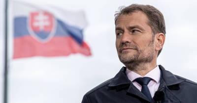 "Спутник V" до отставки доведет: премьер Словакии покидает свой пост