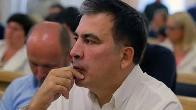 Саакашвили просит власти Грузии дать ему вернуться в страну