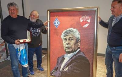 Ультрас румынского Динамо подарили Луческу его портрет на фоне имен 15 тысяч фанатов