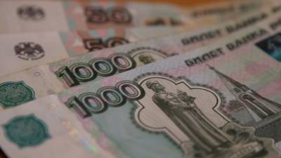 Аналитики составили рейтинг регионов РФ по уровню средних зарплат в провинции