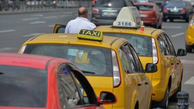 Россияне могут столкнуться с подорожанием такси на 5-10%