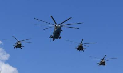 Вертолетчики впервые поздравят ветеранов с днем Победы во время авиапарада в Екатеринбурге