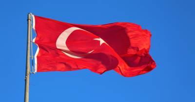В Турции начали митинговать против выхода страны из Стамбульской конвенции