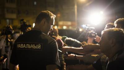 Британский МИД потребовал допустить медиков к Навальному