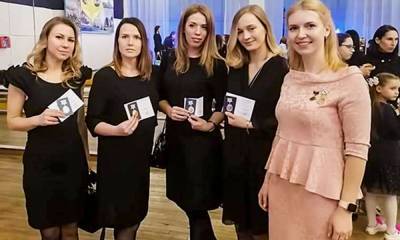 В России появилась медаль «Заслуженная жена»