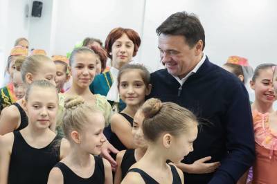 Андрей Воробьев побывал в красногорской балетной школе