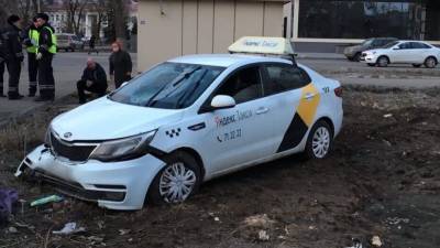Появились подробности, как в Воронеже пьяный таксист насмерть сбил на тротуаре женщину (ФОТО)