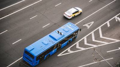 Автобусы до кладбищ Москвы перейдут на летний график с апреля