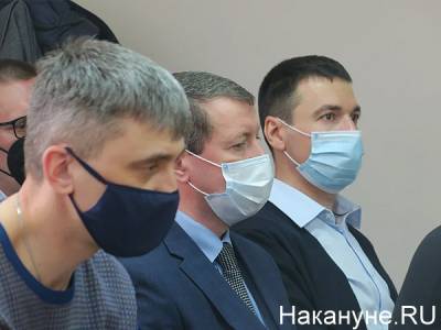 Свердловские силовики Бусылко и Чуликов не признали вину по делу о взятке