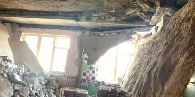 В Кропивницком обвалилось бетонное перекрытие в многоквартирном доме — фото