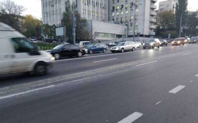 На семи улицах Киева отменят ограничение скорости
