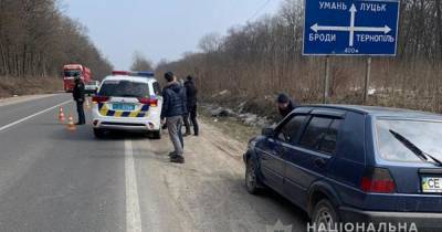 В Тернопольской области Lexus сбил бабушку с внуком: женщина скончалась на месте ДТП