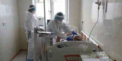 В Херсоне зафиксировали вспышку коронавируса в областной больнице