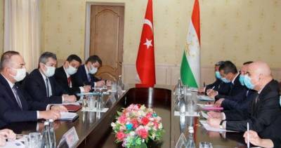 Председатель Маджлиси намояндагон Махмадтоир Зокирзода встретился с Министром иностранных дел Турции