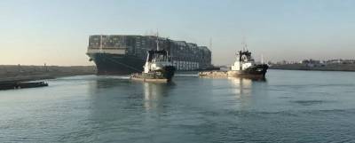 Президент Египта: Операция по разблокировке Суэцкого канала завершена