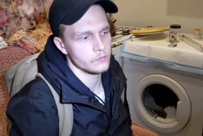 Оружие, грибы и наркотики изъяли у мужчины на севере Москвы