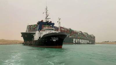 В Египте заявили о разрешении ситуации с судном в Суэцком канале