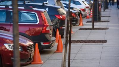 Смольный с 29 июня получит полномочия по борьбе с нарушениями парковки
