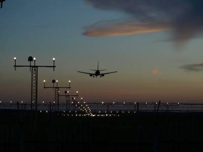 Пассажиропоток столичных аэропортов в январе-феврале снизился на 45,3 процента