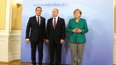 Кабмин ФРГ сообщил, что конференция Путина, Меркель и Макрона не состоялась