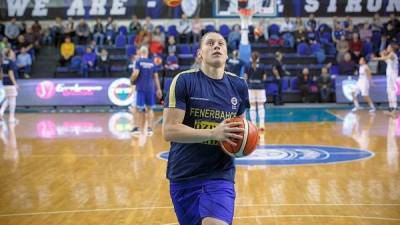 Результативность баскетболистки Ягуповой помогла Фенербахче победить в Турции