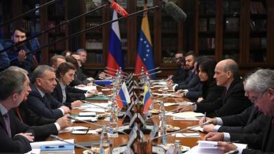 Вице-премьер РФ едет в Каракас, чтобы обсудить сотрудничество с Венесуэлой