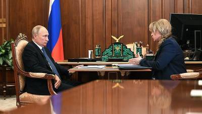 Песков оценил возможность встречи Путина и Памфиловой