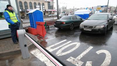 Перехватывающие парковки появятся в Пушкине, Рыбацком и на Торфяной дороге