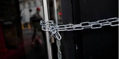 Красная зона карантина: полиция закрыла почти 100 заведений из-за нарушений