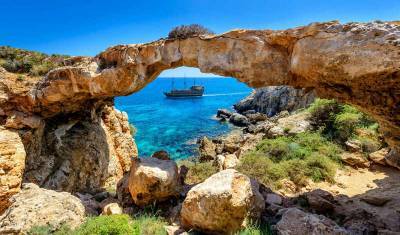 Кипр откроет границы для русских туристов с 1 апреля
