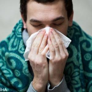 В Киеве заболеваемость гриппом и ОРВИ превысила эпидпорог на 20 %