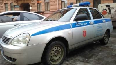 Петербургская полиция ищет подозреваемого в нападении на водителя маршрутки