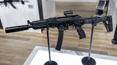 Аналитики из США внесли "сотую серию" автоматов Калашникова в топ-5 лучшего в мире оружия