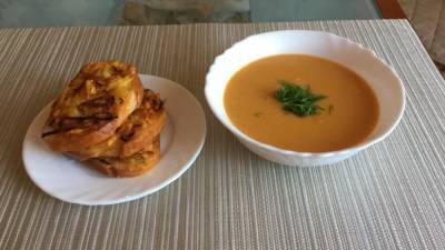 Третья неделя Великого поста: салат из дайкона и гороховый суп-пюре с томатами