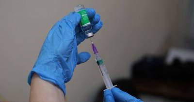 Вакцинация от коронавируса: прививки получили уже более 196 тысяч украинцев