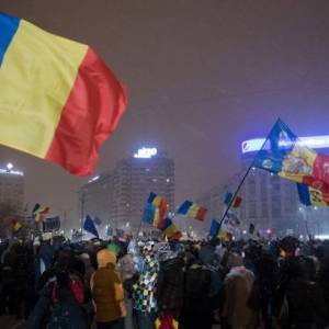 В Румынии полиция оштрафовала участников антикарантинных протестов на 20 тыс. евро