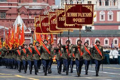 Более шести тысяч военнослужащих прибыли в Москву на репетицию парада Победы