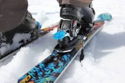 Полицейские Карачаево-Черкесии нашли уехавшего на чужих лыжах ставропольчанина