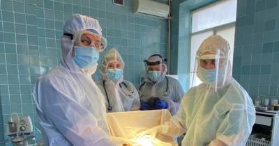 Полуторамесячного младенца спасли от СOVID-19 врачи из Ивано-Франковска: фото