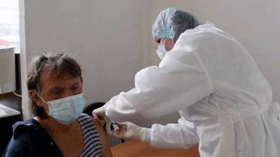 Процедура вакцинации от коронавируса во всех регионах становится все более доступной