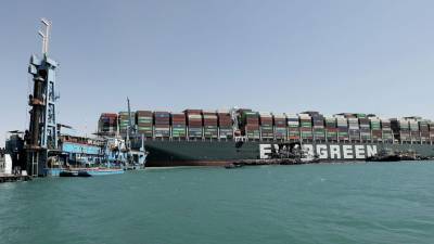 Египет пригрозил хозяевам контейнеровоза Ever Given требованием компенсации