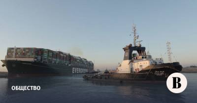Навигация кораблей по Суэцкому каналу возобновилась