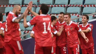 В сборной России по футболу показали процесс подготовки к матчу со Словакией