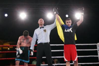 Украинец Мельник проведет бой за титул серебряного чемпиона WBC 16 апреля