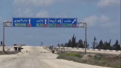 Военные РФ защищают гуманитарный коридор в сирийском Идлибе