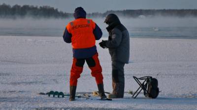 В Волховском районе провели рейд по местам зимней рыбалки